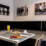 Ikonik Plaza Mercado Hotel 3*