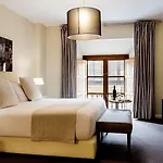 Hotel Ikonik Plaza Mercado