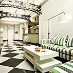 Ikonik Plaza Mercado Hotel 3*