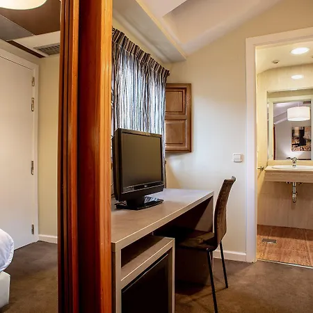 Ikonik Plaza Mercado Hotel Salamanca