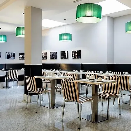 Ikonik Plaza Mercado Hotel