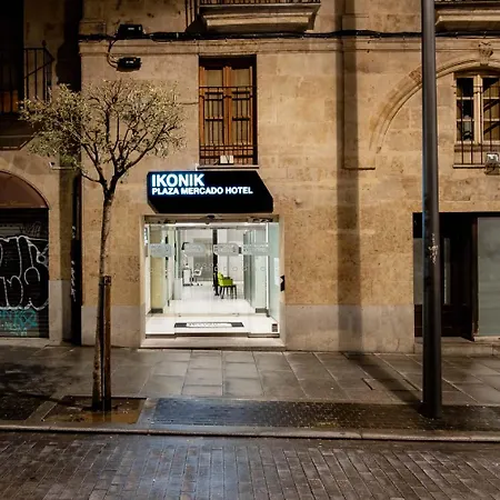 Ikonik Plaza Mercado