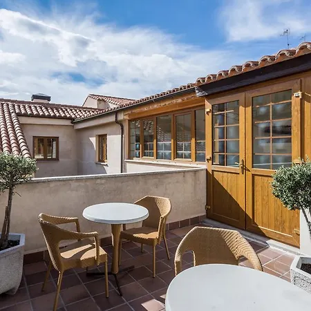 Ikonik Plaza Mercado سلامنكا