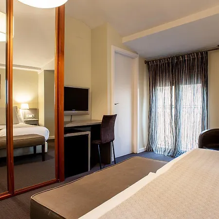 Hotel Ikonik Plaza Mercado Salamanca