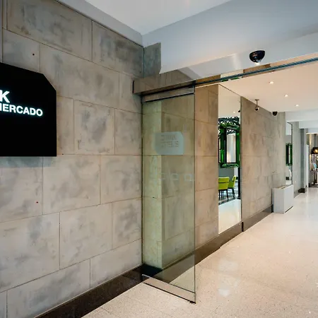 Ikonik Plaza Mercado 3*