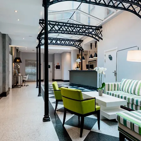 Ikonik Plaza Mercado 3*