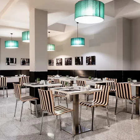 Ikonik Plaza Mercado Hotel 3*