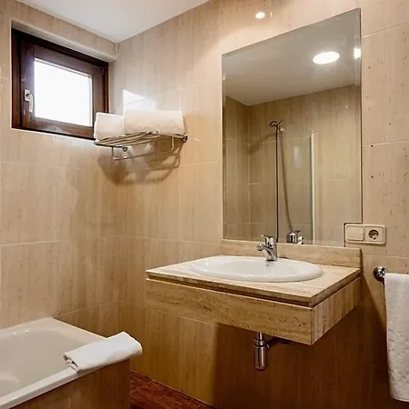 Hotel Ikonik Plaza Mercado Salamanca