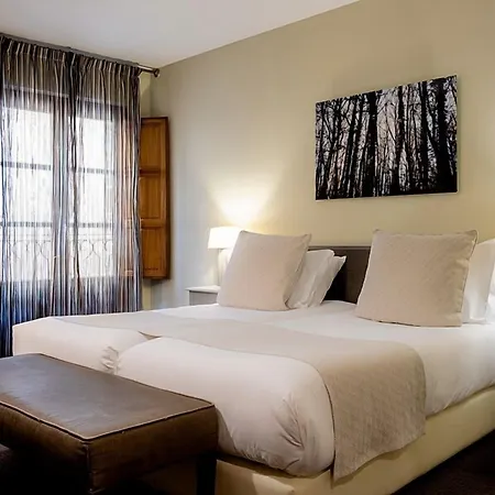 Hotel Ikonik Plaza Mercado