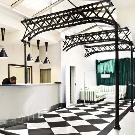 Ikonik Plaza Mercado 3* Salamanca