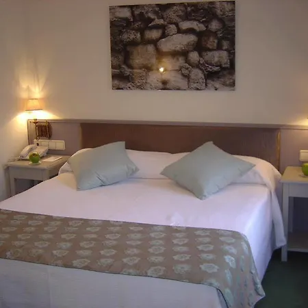 Ikonik Plaza Mercado 3* Salamanca