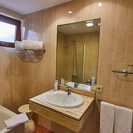 Hotel Ikonik Plaza Mercado Salamanca