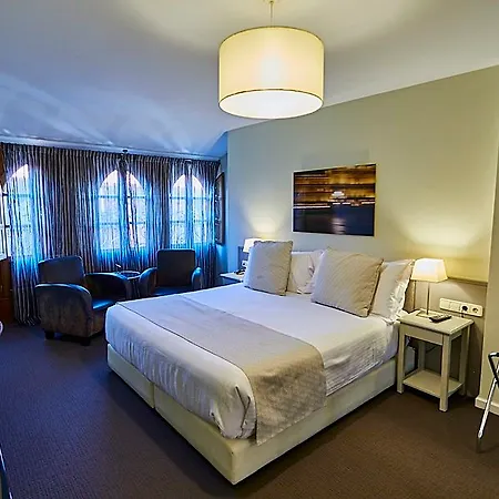 Ikonik Plaza Mercado 3* Salamanca