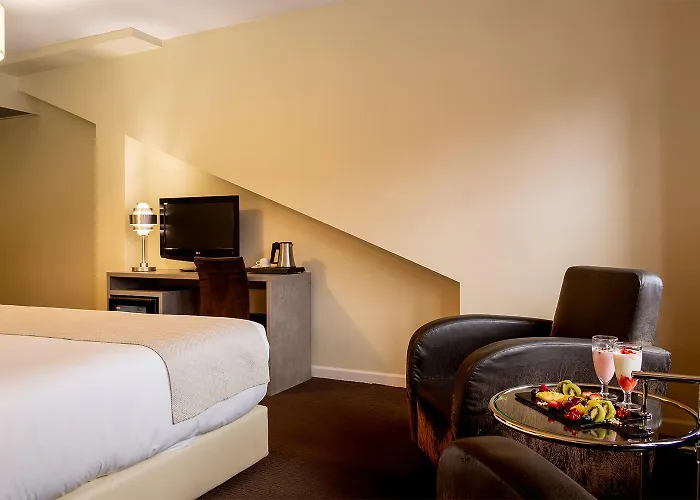 Ikonik Plaza Mercado Salamanque