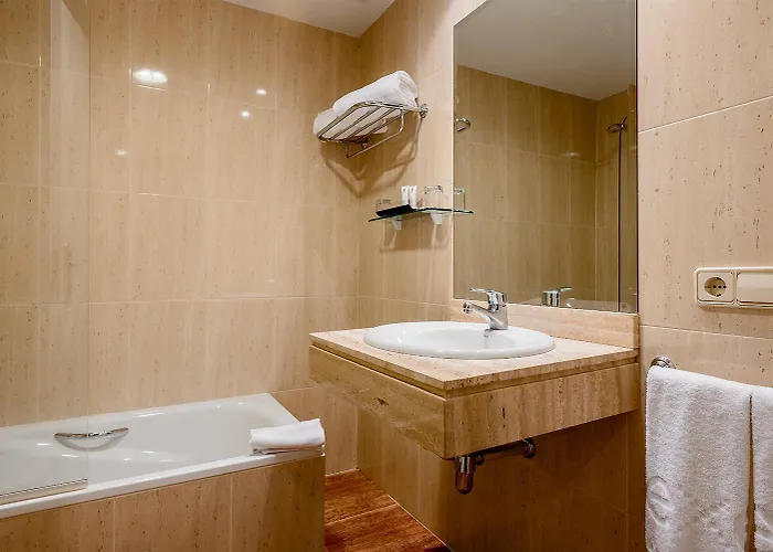 Ikonik Plaza Mercado 3* Salamanca