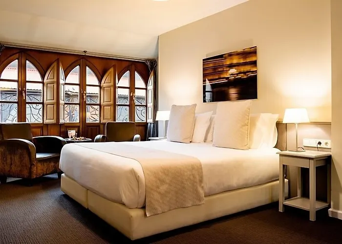 Ikonik Plaza Mercado 酒店 3*