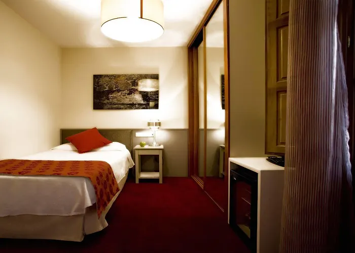 Ikonik Plaza Mercado 酒店 3*